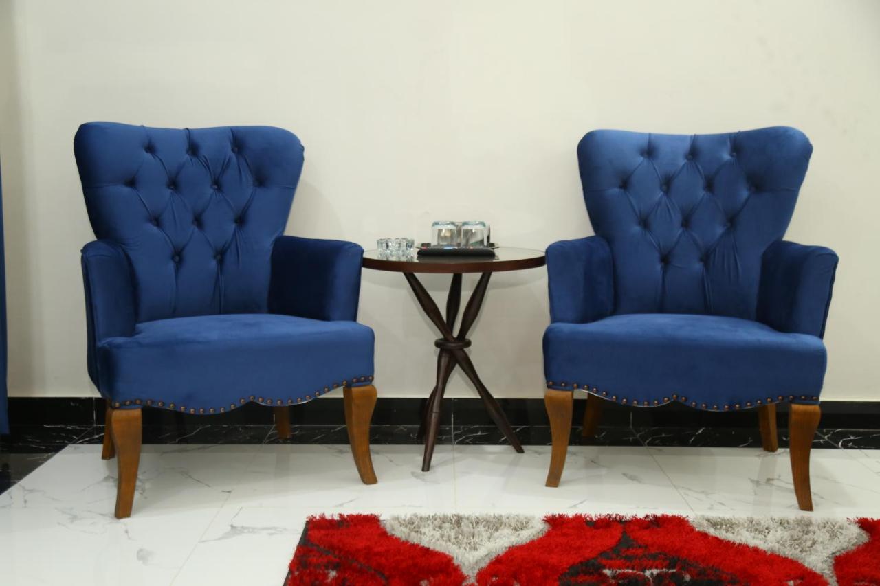 Grand Royal Bed and Breakfast Ισλαμαμπάντ Εξωτερικό φωτογραφία