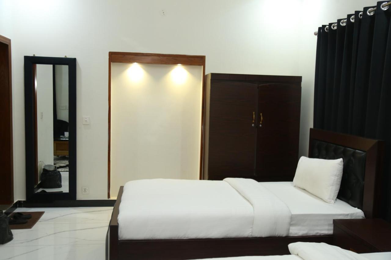 Grand Royal Bed and Breakfast Ισλαμαμπάντ Εξωτερικό φωτογραφία