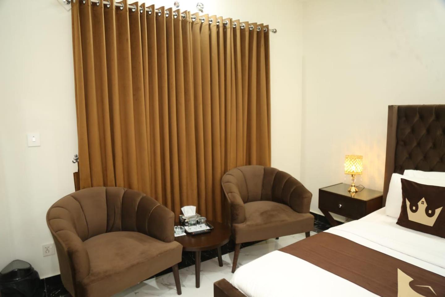 Grand Royal Bed and Breakfast Ισλαμαμπάντ Εξωτερικό φωτογραφία