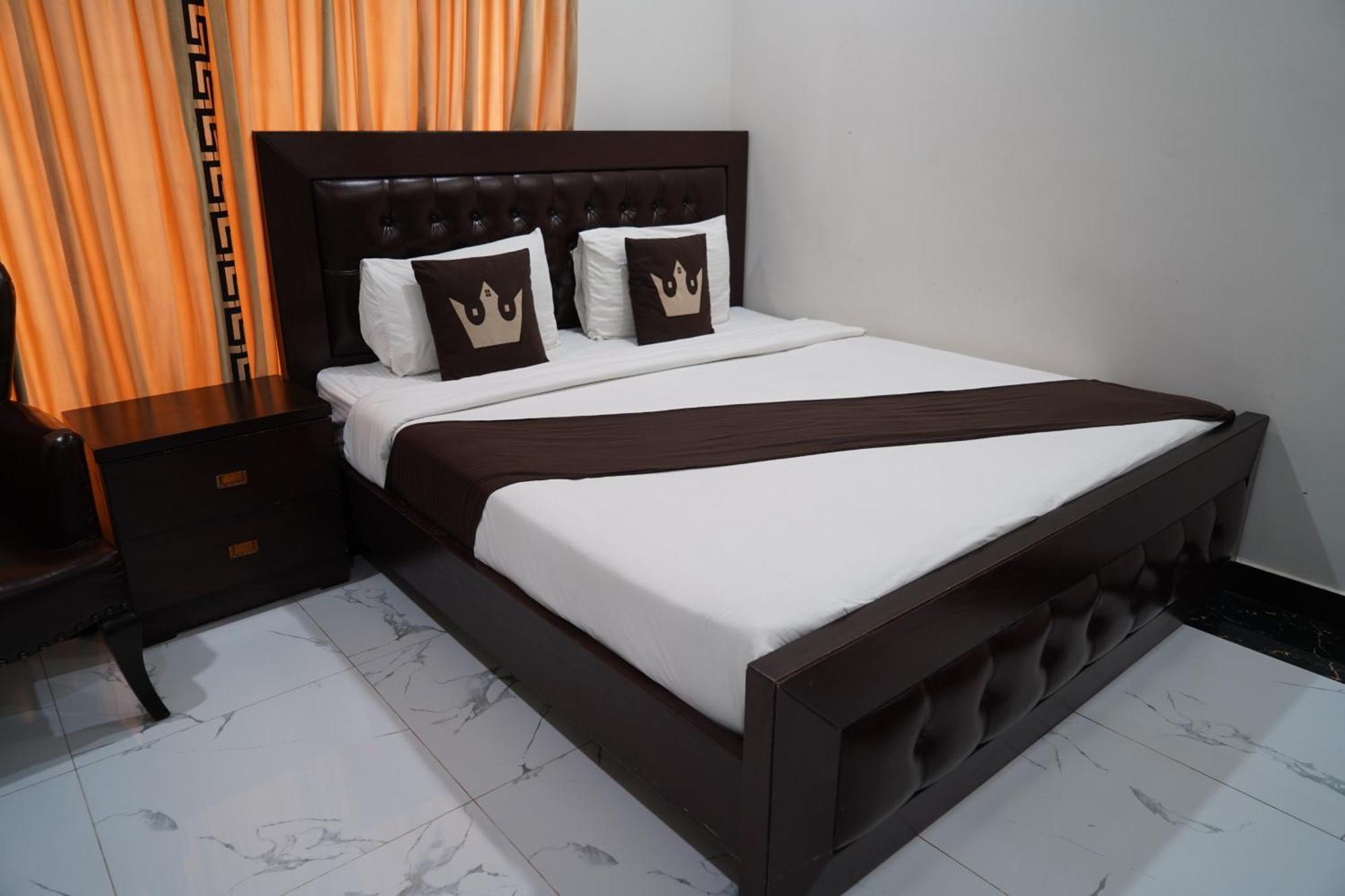 Grand Royal Bed and Breakfast Ισλαμαμπάντ Εξωτερικό φωτογραφία